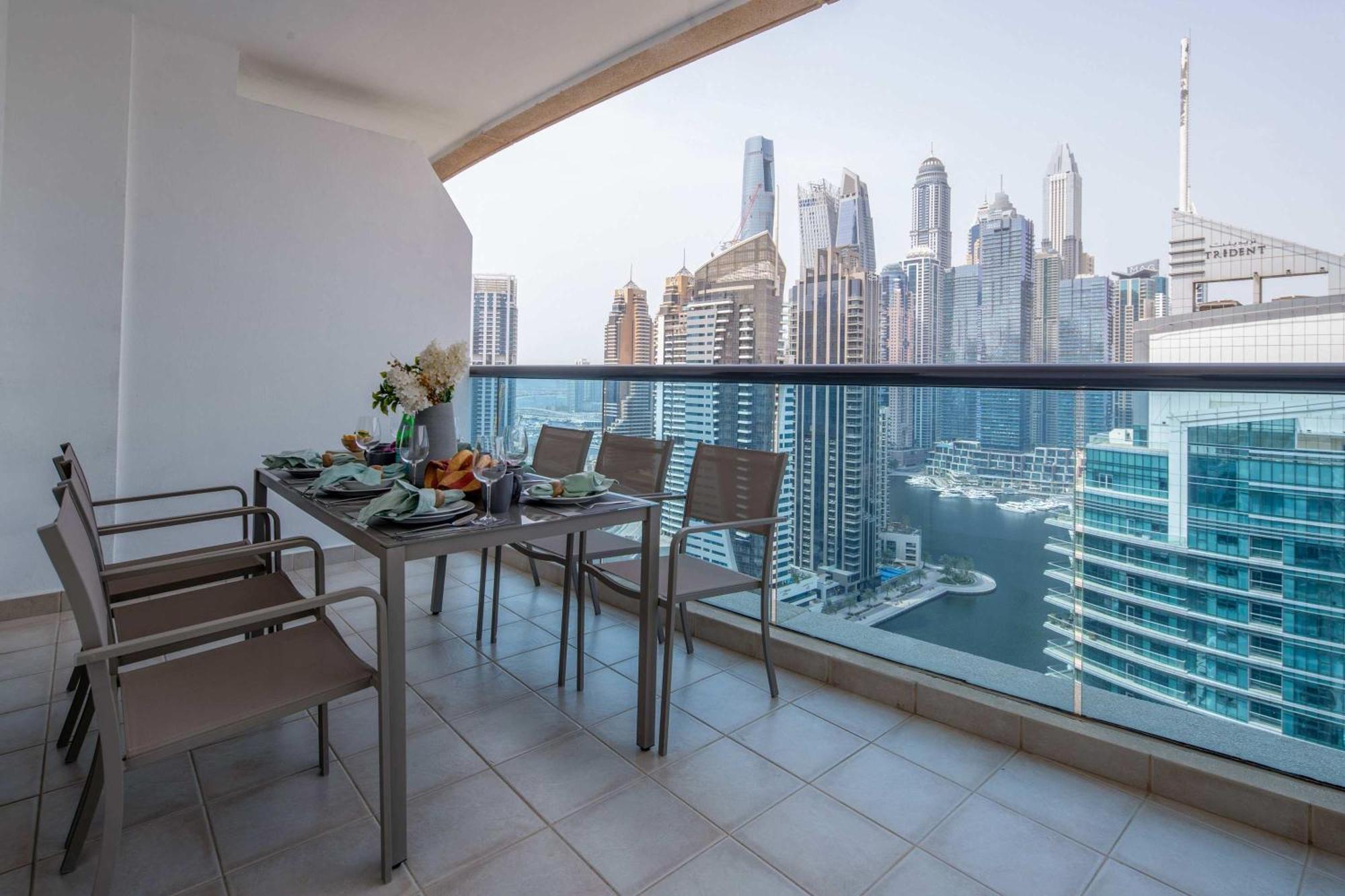 Frank Porter - Time Place Tower Apartment Dubai Bagian luar foto