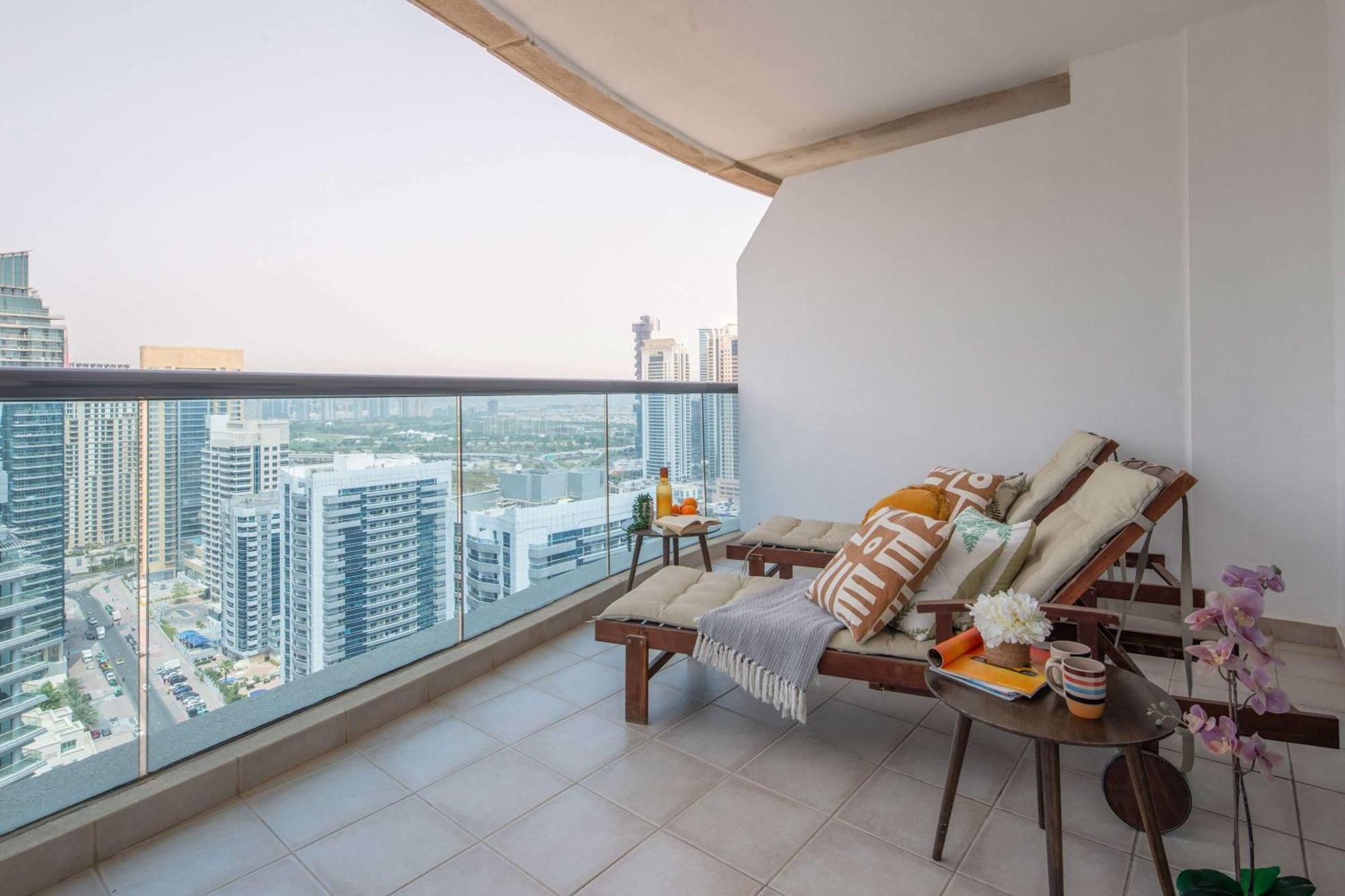 Frank Porter - Time Place Tower Apartment Dubai Bagian luar foto