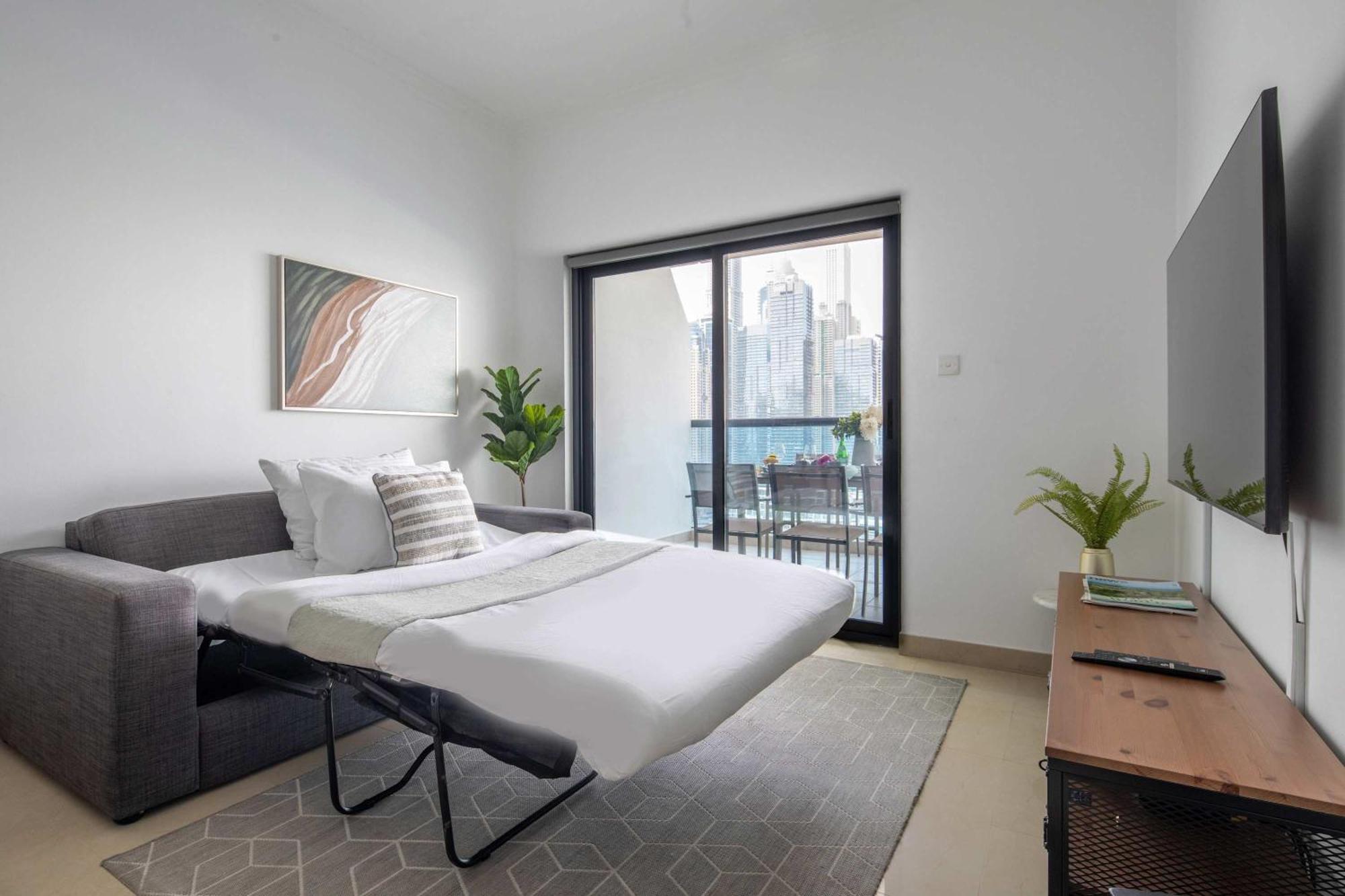 Frank Porter - Time Place Tower Apartment Dubai Bagian luar foto